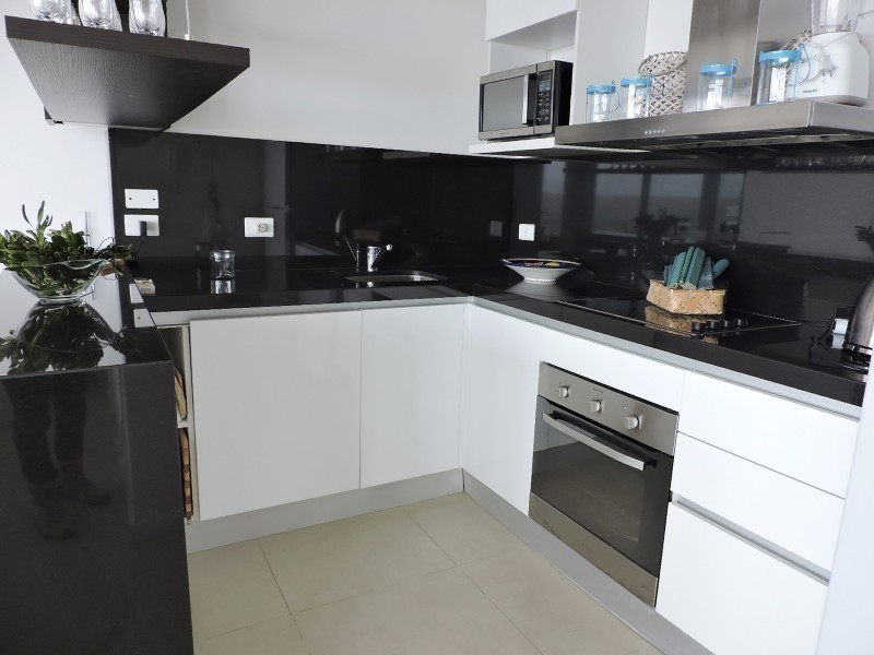 Departamento en alquiler y venta frente al mar
